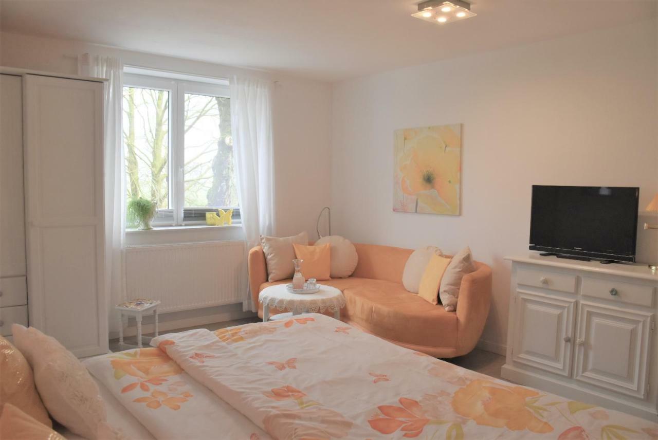 Gesundheitshof Denker Apartment Reußenköge Екстериор снимка